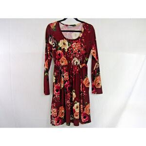 PS Katie Burgundy Floral Dress sz M Knit Boho Tropical Whimsical Novelty Pockets